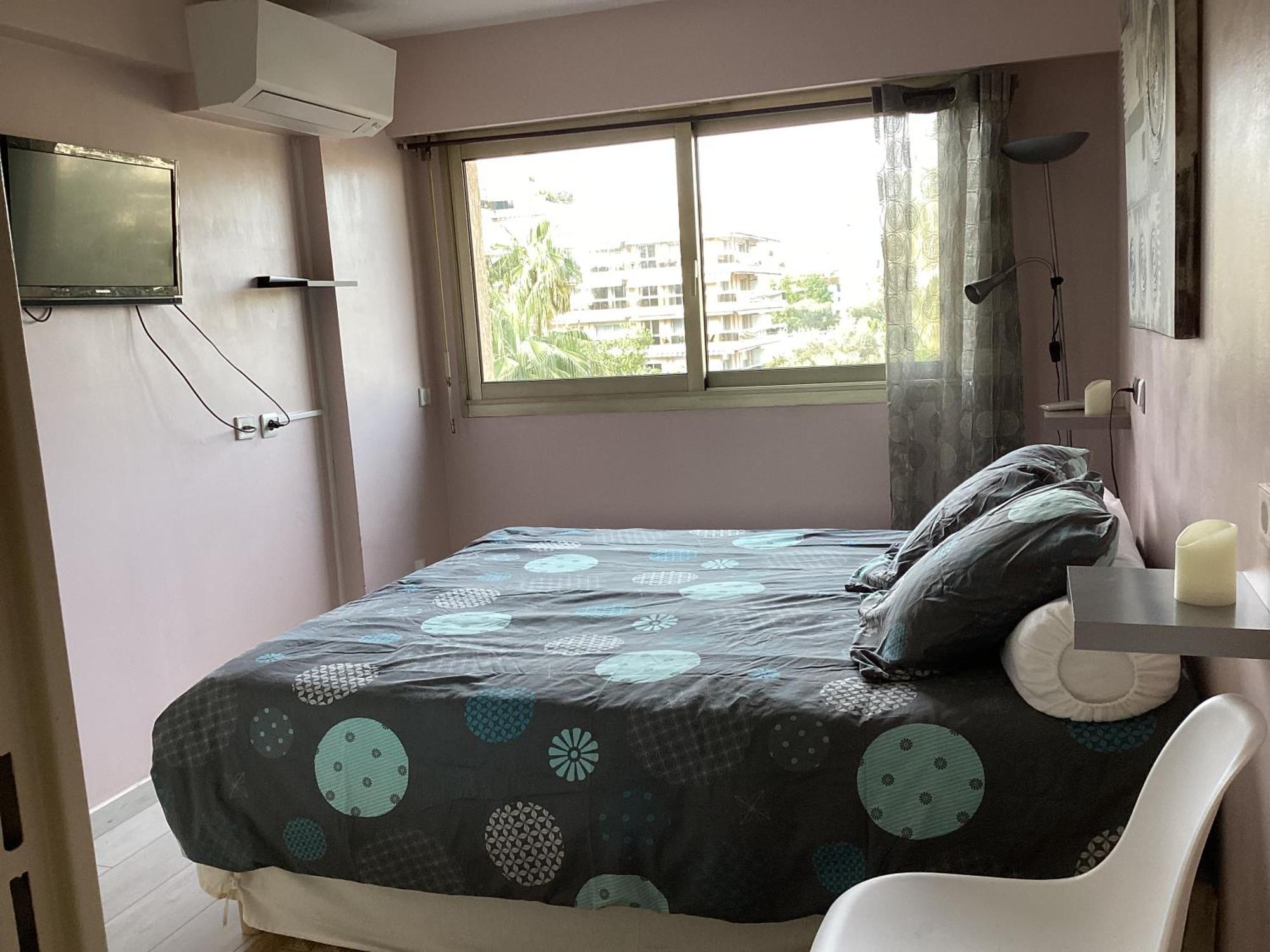 Appartement 2 Pieces Meubles A Juan Les Pins Antibes Exterior foto